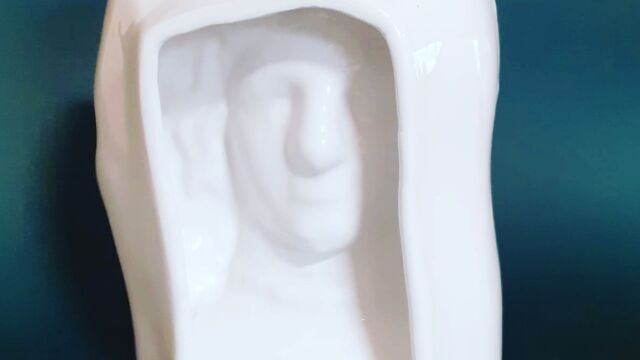 Sara Dalla Costa
“Medusa”
ceramica smaltata cm 28x23
Mostra Atelier Capricorno “White” anno 2013