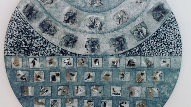 Anny Ferrario
“Crisalidi”
tecnica mista
diametro cm 80
Mostra Atelier Capricorno “Prendere il volo” anno 2019