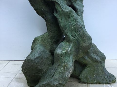 Raphael Reizel De Vittori
“Amadriadi“
Scultura in terracotta refrattaria con ossidi
cm 40x35
Mostra Atelier Capricorno “Spirito verde” anno 2015